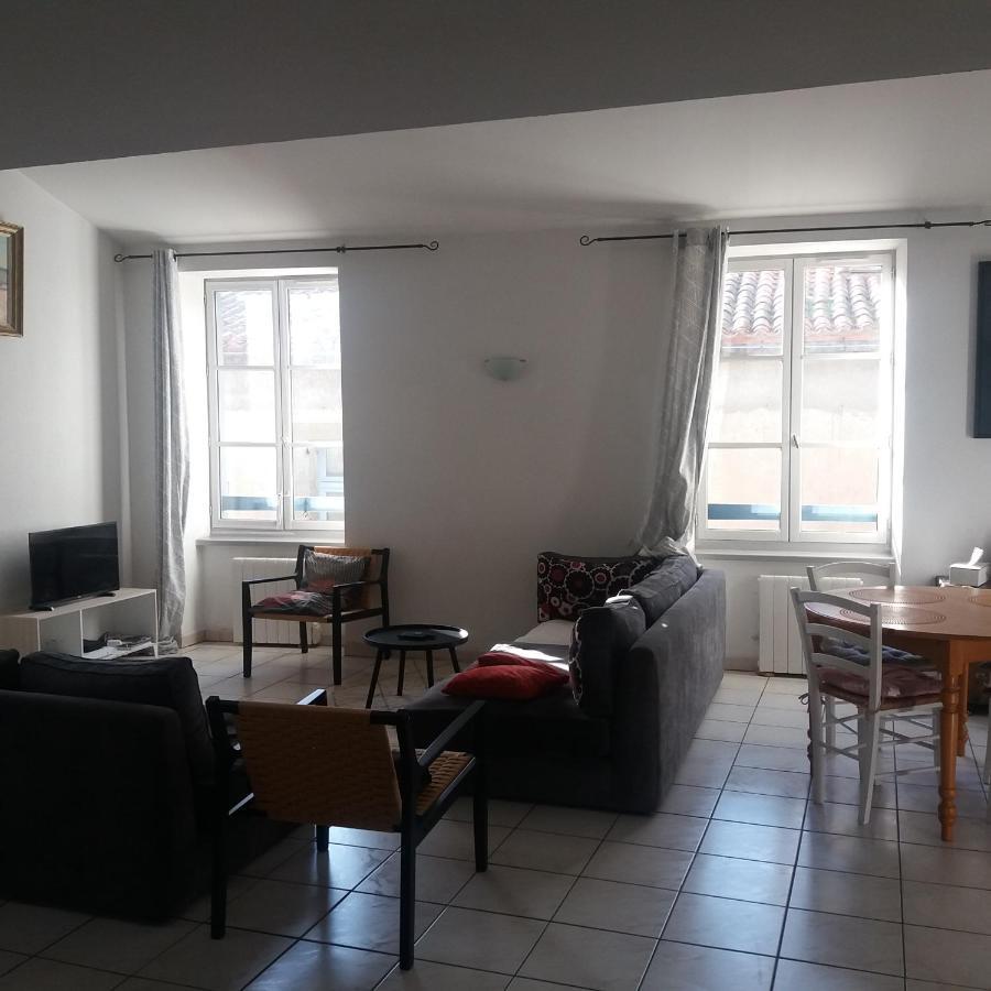 Appart Lumineux Carcassonne Centre Ville Exterior photo